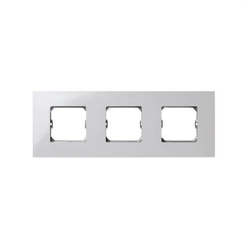 Cadre compact pour 3 éléments blanc avec châssis Simon 27 Play avec la référence 2700630-030 de la marque SIMON