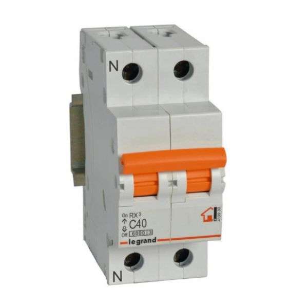 Disjoncteur magnétothermique RX³ - 1P+N - 230V~ - 40A - courbe C avec la référence 419930 de la marque LEGRAND
