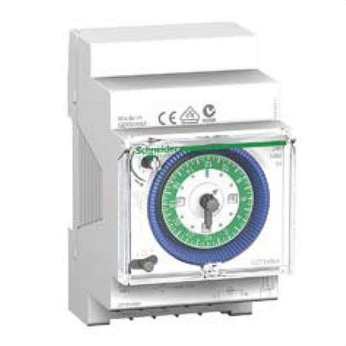 Interrupteur horaire analogique IH 24H avec 3 modules SRM 1C-16A avec la référence CCT16364 de la marque SCHNEIDER ELECTRIC