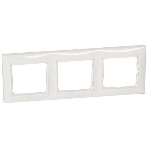 Cadre décoratif 3 éléments blanc Valena avec la référence 774453 de la marque LEGRAND