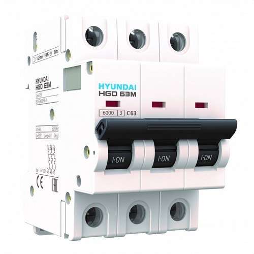 Disjoncteur magnétothermique STD 3P 6kA 32A Courbe C avec la référence HGD63-M3P032C de la marque HYUNDAI