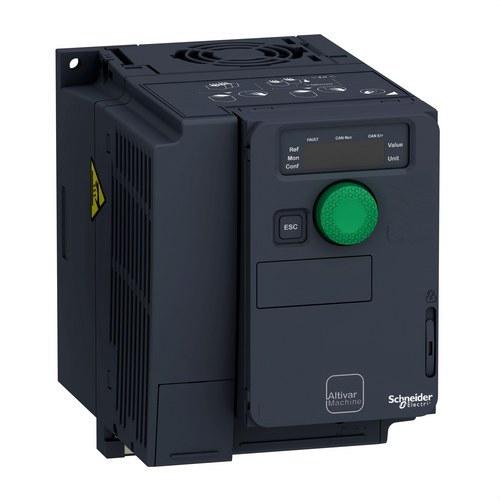 Variateur de vitesse ALTIVAR-320C 0,55KW 400V Triphasé avec la référence ATV320U06N4C de la marque SCHNEIDER ELECTRIC