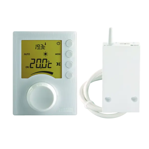 Thermostat radio pour chaudière ou pompe à chaleur Delta Dore Tybox 33 avec la référence 6053002 de la marque DELTA DORE