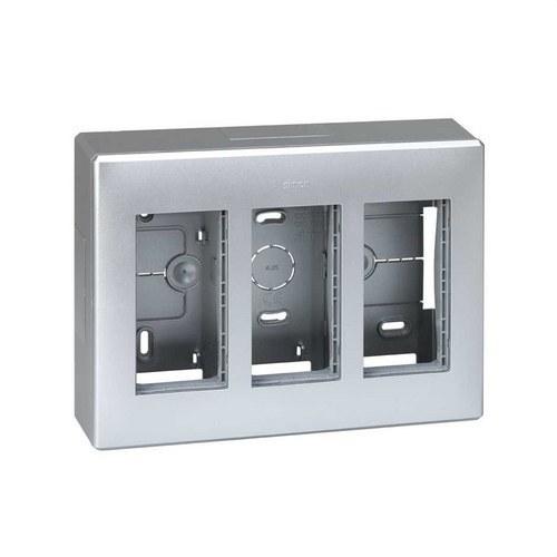 Boîte murale en saillie pour 3 éléments doubles aluminium Simon 500 Cima avec la référence 51000003-033 de la marque SIMON