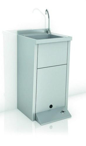Lavabo enregistrable avec piédestal et un robinet avec la référence GW08 50 04 01 de la marque GENWEC